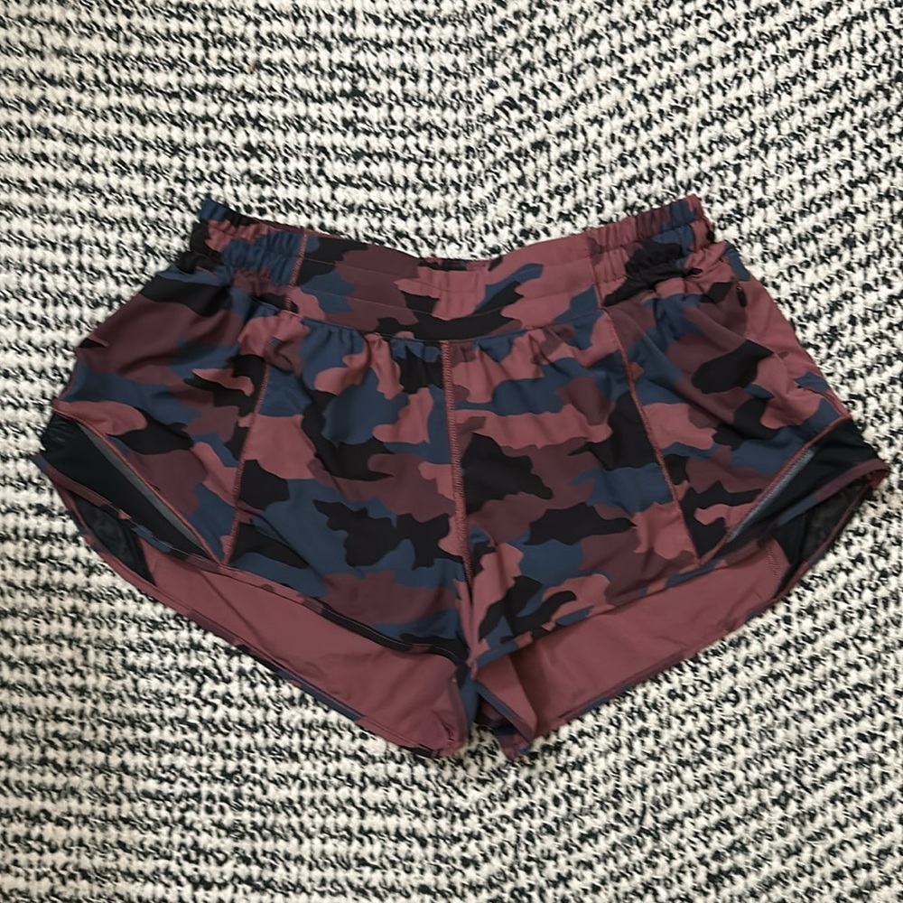 Hotty Hot Lined 2.5” Short